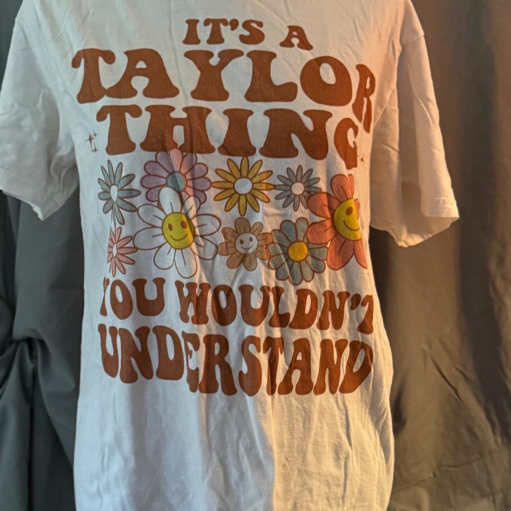 TS shirt